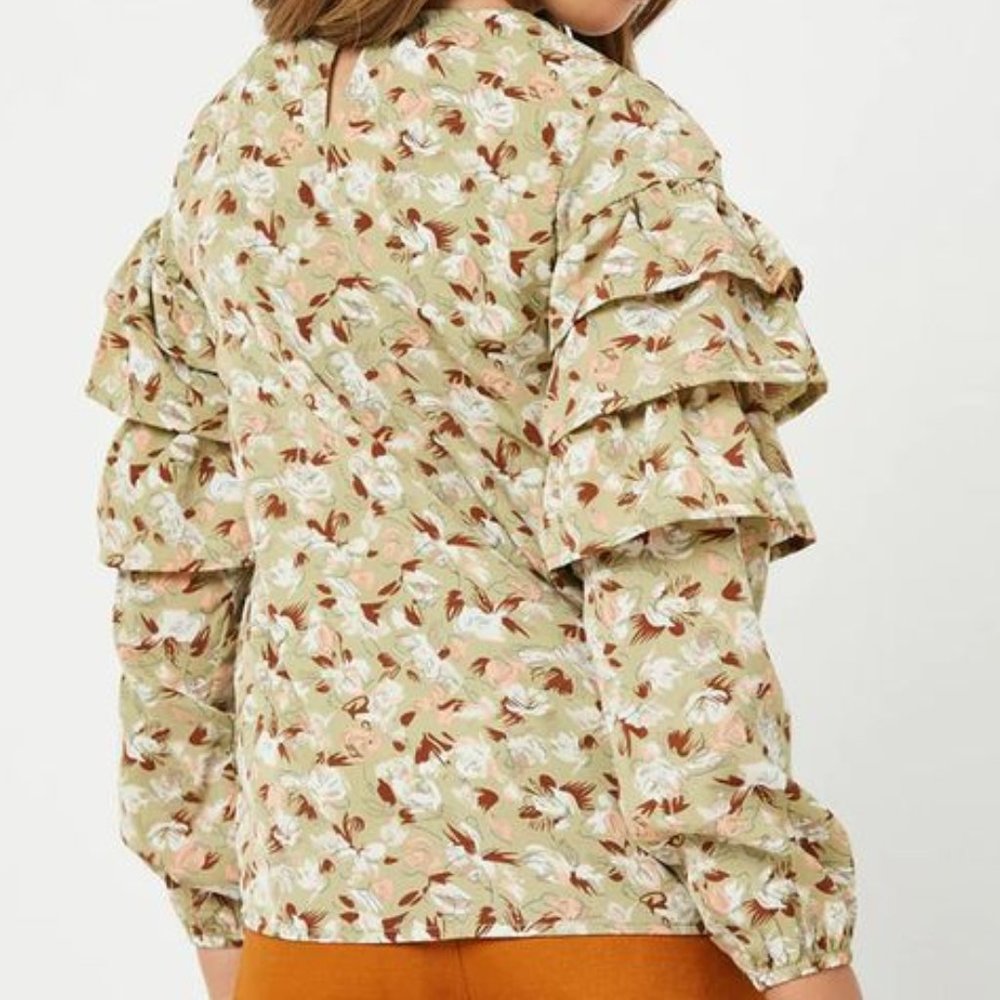 Hayden Girls Sage V-Neck Floral Ruffle Long Sleeve Top Blouse - size XL NWT - Picture 2 of 10